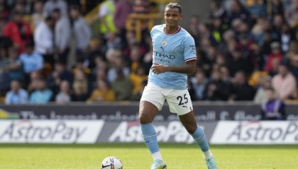 天空记者：阿坎吉是转会市场的热门话题，但他不会加盟勒沃库森